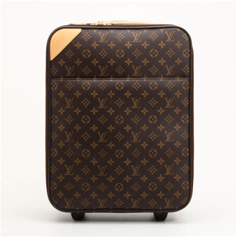 louis vuitton cabin luggage